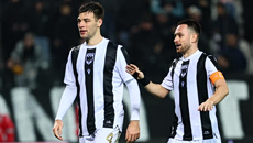 Ζίβκοβιτς στα αποδυτήρια του ΠΑΟΚ: «Από το ντέρμπι με την ΑΕΚ μπορούμε να αλλάξουμε τα πάντα»