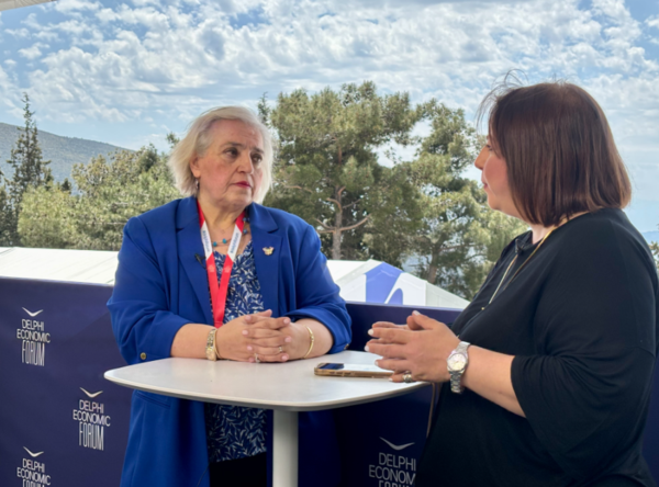 ΟΤ Delphi Economic Forum XI – Παπαδοπούλου: Η σταθερότητα «χτίζεται» σε συμμαχίες