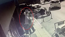 Βίντεο ντοκουμέντο από τη στιγμή της σύλληψης του 89χρονου στην Πάτρα – Κρατείται στη ΓΑΔΑ