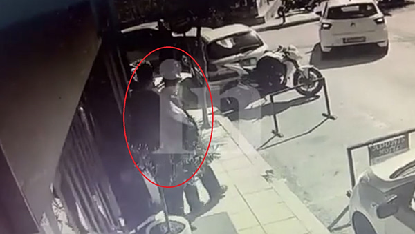 Βίντεο ντοκουμέντο από τη στιγμή της σύλληψης του 89χρονου στην Πάτρα – Κρατείται στη ΓΑΔΑ