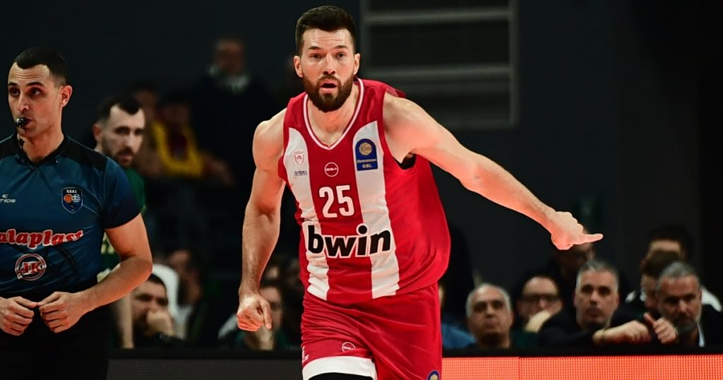 Νέα σενάρια για τον Πίτερς: «Έχει δεσμευτεί εδώ και εβδομάδες»