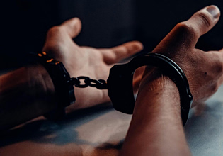 Συνελήφθη στο Νέο Κόσμο ο κρατούμενος που είχε αποδράσει από τη Διεύθυνση Εγκληματολογικών Ερευνών