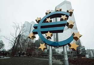 Καταρρέει το οικονομικό κλίμα στην Ευρωζώνη – Στο χαμηλότερο επίπεδο από την πανδημία