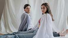 Γιατί νιώθεις να λείπει κάτι από τη σχέση αφού τα κάνεις όλα σωστά;