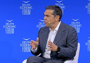 Αλέξης Τσίπρας στο φόρουμ των Δελφών: Δεν ζούμε πλέον σε κανονική χώρα, ο Μητσοτάκης έπρεπε να είχε παραιτηθεί – Έχω χρέος να συμβάλλω στην επιστροφή της σταθερότητας