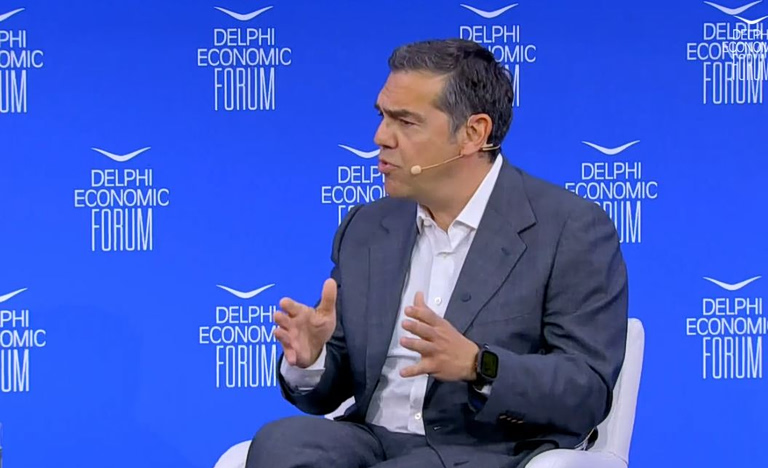 Αλέξης Τσίπρας στο φόρουμ των Δελφών: Δεν ζούμε πλέον σε κανονική χώρα, ο Μητσοτάκης έπρεπε να είχε παραιτηθεί - Έχω χρέος να συμβάλλω στην επιστροφή της σταθερότητας