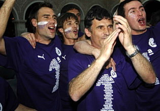 Το «έπος» του Μεντιλίμπαρ – 19 χρόνια από την ιστορική άνοδο της «Πουσέλα» (Vid)