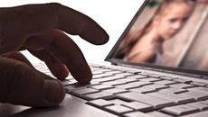 ΕΛ.ΑΣ: Συνελήφθη 46χρονος για παιδική πορνογραφία – Είχε χιλιάδες αρχεία με υλικό σεξουαλικής κακοποίησης