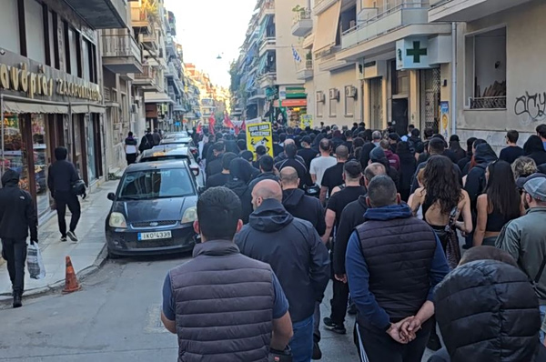 Αντιφασιστική πορεία ενάντια στο άνοιγμα γραφείων του Εθνικού Μετώπου στους Αμπελόκηπους