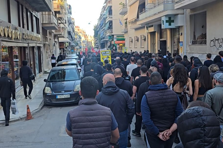 Αντιφασιστική πορεία ενάντια στο άνοιγμα γραφείων του Εθνικού Μετώπου στους Αμπελόκηπους
