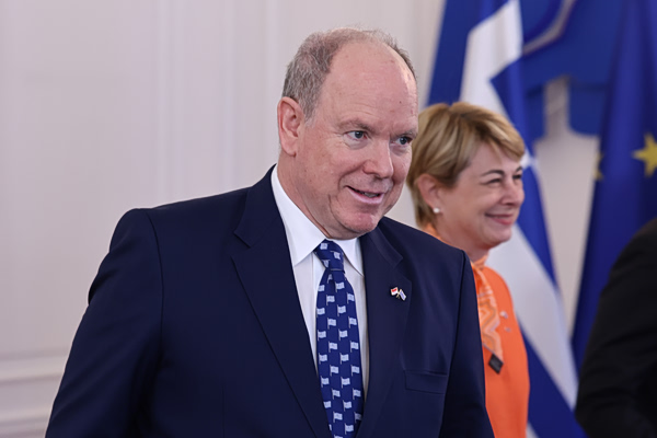 Επίσκεψη του πρίγκιπα Αλβέρτου του Μονακό στην Αθήνα – Συνάντηση με Τασούλα και Μητσοτάκη