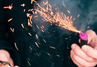 Ρόδος: 15χρονος τραυματίστηκε από πυροτέχνημα στο χωριό Μαλώνα