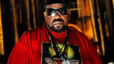 Afrika Bambaataa: Πέθανε ο τραγουδιστής της χιπ χοπ σε ηλικία 68 χρόνων από καρκίνο