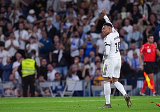 Ρεάλ Μαδρίτης – Αλαβές 2-1: Επιστροφή στις νίκες με Εμπαπέ και Βινίσιους