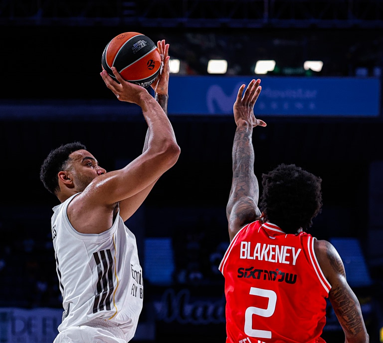 Ρεάλ Μαδρίτης – Χάποελ Τελ Αβίβ 86-82: Οι Μαδριλένοι έκαναν το πρώτο βήμα, πλήγμα με Ταβάρες