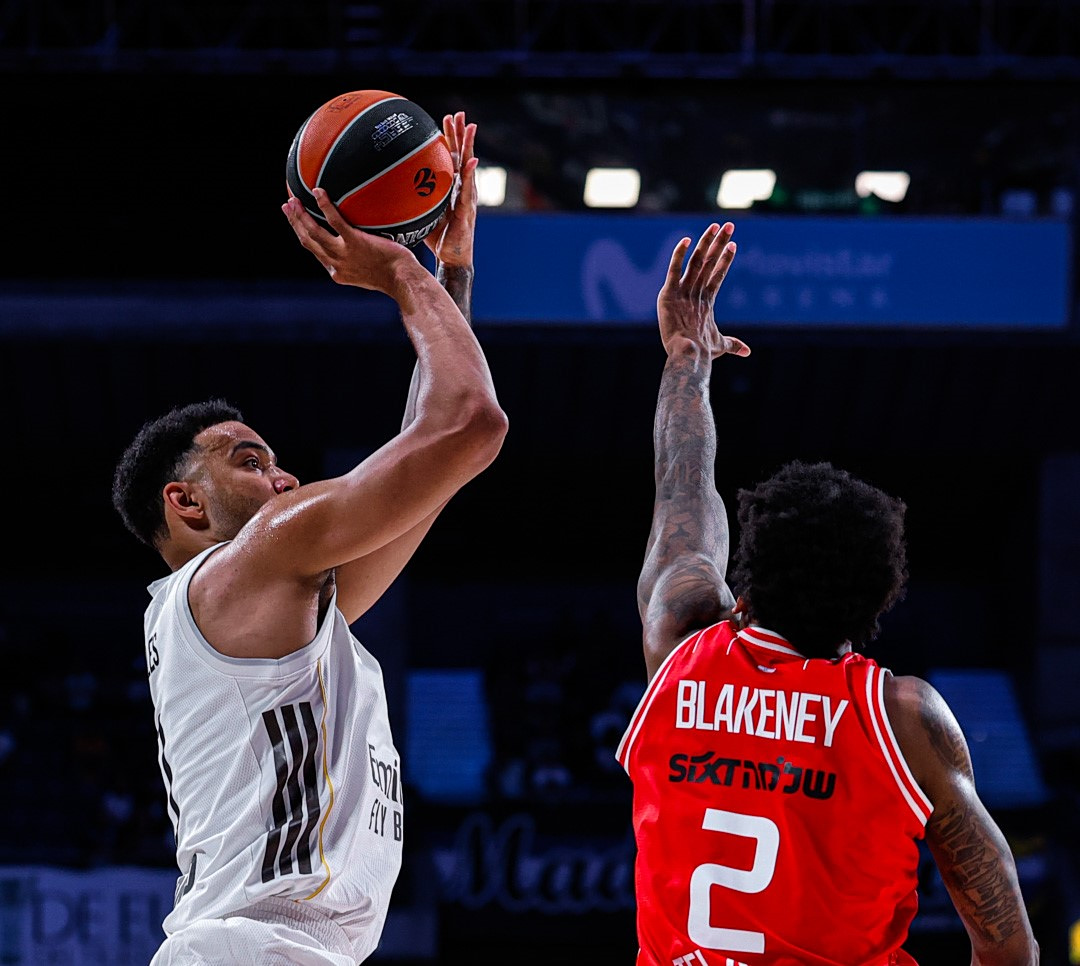 Ρεάλ Μαδρίτης – Χάποελ Τελ Αβίβ 86-82: Οι Μαδριλένοι έκαναν το πρώτο βήμα, πλήγμα με Ταβάρες