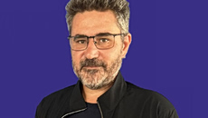 Βασίλης Ρίζος: Το μεσημέρι το τελευταίο αντίο στον γιο της Θεανώς Φωτίου που έφυγε ξαφνικά από τη ζωή