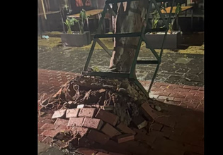 Η κακοκαιρία Erminio σφυροκοπά τη Ρόδο – Θυελλώδεις άνεμοι και καταρρακτώδης βροχή – Ήχησε το 112