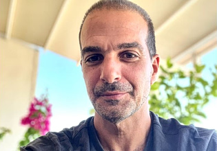 Σακελλαρίδης: Άμεση αποπομπή του προκλητικού και ψεύτη Λαζαρίδη από την κυβέρνηση