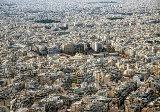 Η στέγαση «τρώει» πάνω από το 40% του εισοδήματος των Ελλήνων