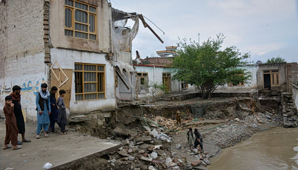 Τουλάχιστον 188 νεκροί εξαιτίας της κακοκαιρίας σε Πακιστάν και Αφγανιστάν