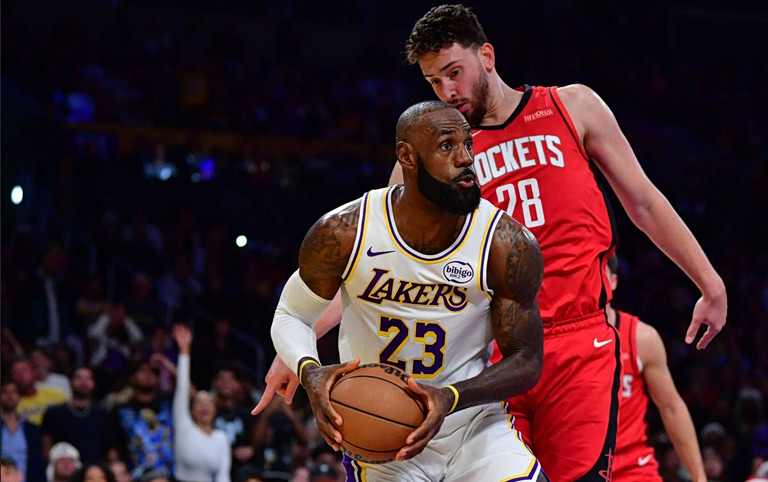 Ο Σενγκούν και η… προσοχή στον Λεμπρόν Τζέιμς: Ο Τούρκος εξήγησε το viral στιγμιότυπο με τον «Βασιλιά» του NBA (vids)