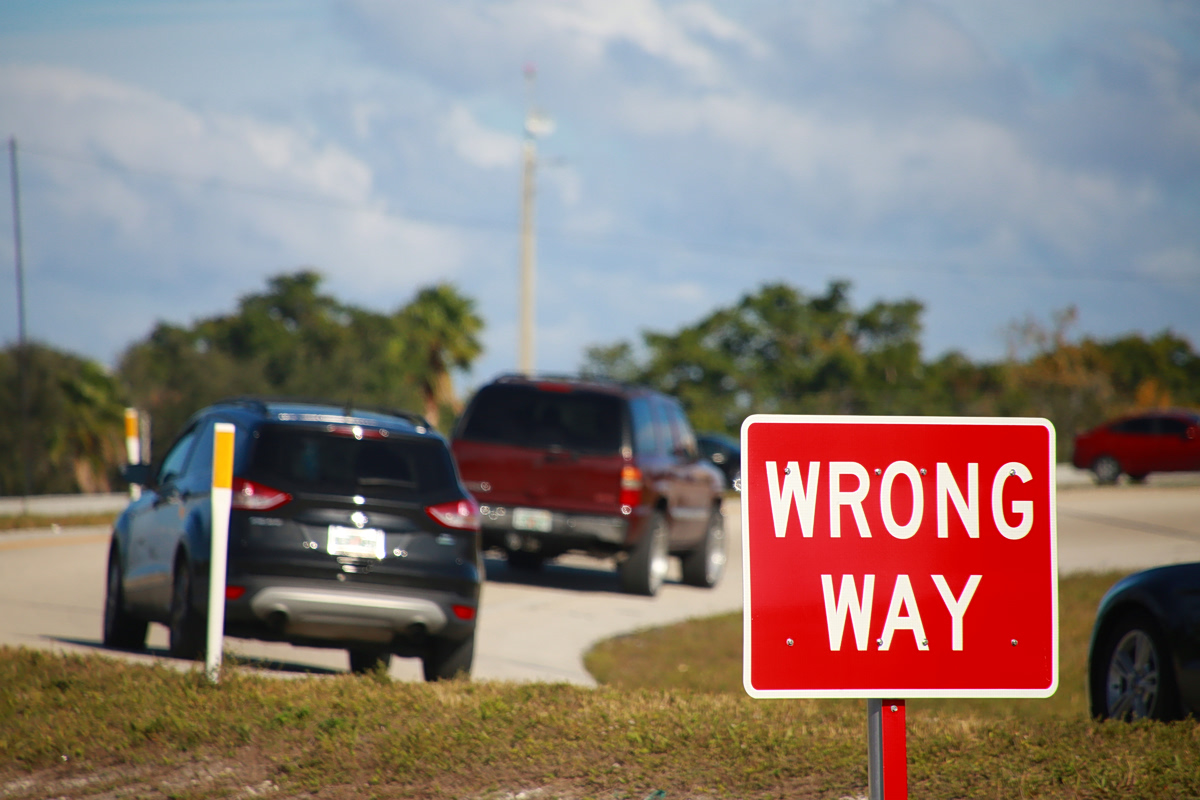 Αυτή είναι η νέα πινακίδα που τοποθετείται στους αυτοκινητόδρομους – Ο σκοπός της