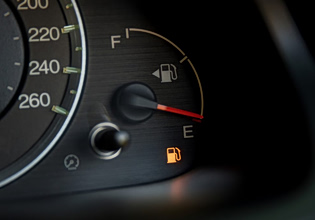 Fuel Pass: Τι ώρα θα ανοίξει η πλατφόρμα – Τι πρέπει να έχει το κινητό σας για να ενεργοποιήσετε την άυλη κάρτα