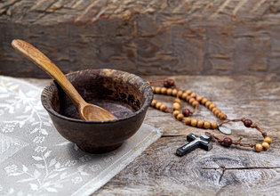 Τι νηστεύουμε κατά τη Μεγάλη Εβδομάδα