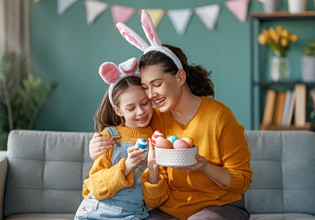 Ρούχα για βαφτιστήρια: Το πασχαλινό δώρο που μένει