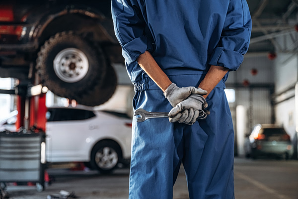 Ψηφιακό πελατολόγιο: Στην τσιμπίδα συνεργεία, φανοποιεία, πλυντήρια