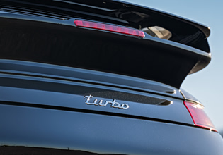 «Έγδυσαν» πανάκριβη Porsche στο Λος Άντζελες – Δεν πίστευε στα μάτια του ο ιδιοκτήτης