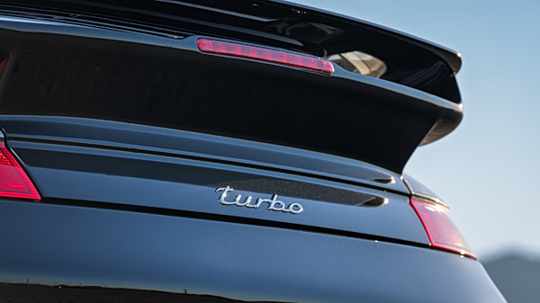 «Έγδυσαν» πανάκριβη Porsche στο Λος Άντζελες – Δεν πίστευε στα μάτια του ο ιδιοκτήτης