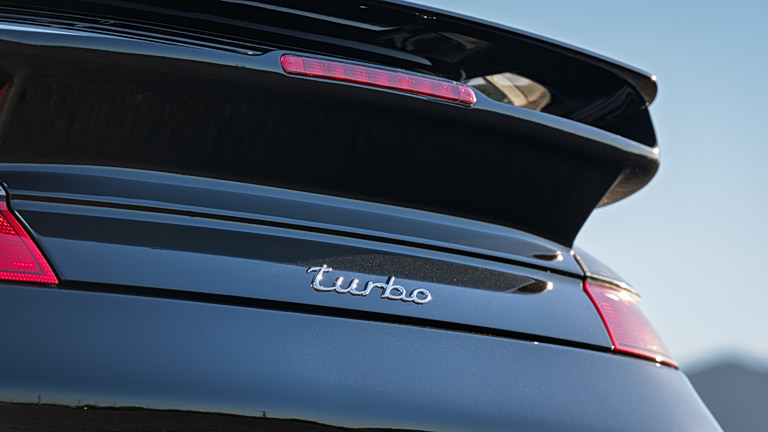 «Έγδυσαν» πανάκριβη Porsche στο Λος Αντζελες - Δεν πίστευε στα μάτια του ο ιδιοκτήτης