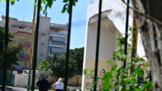 Κρίσιμες οι επόμενες ημέρες για την 13χρονη που έπεσε από μπαλκόνι σχολείου στο Χαϊδάρι – Παραμένει διασωληνωμένη στη ΜΕΘ