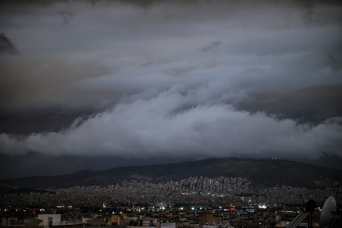 Καιρός: Πού έβρεξε περισσότερο – Πώς θα εξελιχθεί η κακοκαιρία