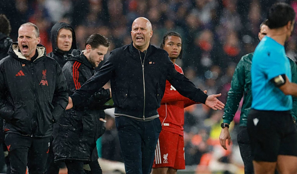 Ο Σλοτ στον κόσμο του: «Η Λίβερπουλ έχει λαμπρό μέλλον» (vid)