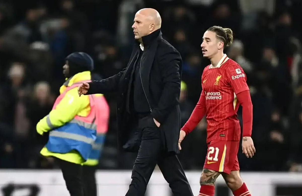 Αποκάλυψη Σλοτ: «Επιστρέφει στη Λίβερπουλ ο Τσιμίκας»