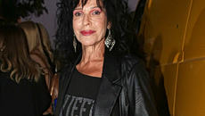 Σοφία Βόσσου: Εξοργισμένη με δημοσίευμα που γράφει ότι πέθανε