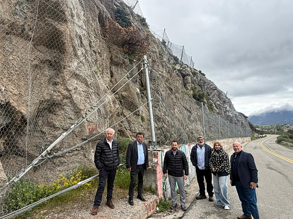 Έργο βραχοπροστασίας στο οδικό δίκτυο Αράχωβας