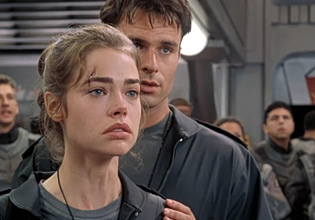 Απαρηγόρητη η Ντενίζ Ρίτσαρντς για τον θάνατο του Πάτρικ Μαλντούν