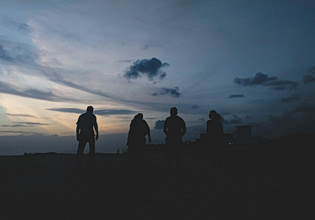 Άκρως Ζωδιακό: Τα Do’s και Don’ts στα ζώδια σήμερα [Τρίτη 28.04.2026]