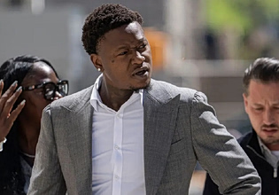 Νέες κατηγορίες για τον Τέρι Ροζίερ: «Αυτός αναζήτησε τους ανθρώπους που τον δωροδόκησαν»