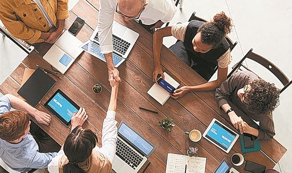 Η τεχνητή νοημοσύνη μπορεί να κόψει τον δρόμο προς τις καλύτερες δουλειές