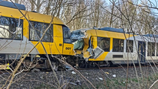 Μετωπική σύγκρουση τρένων στη Δανία – Τραυματίστηκαν «αρκετά άτομα»