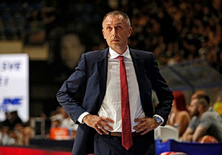 Τι είπε ο Μίλαν Τόμιτς για τον Ερυθρό Αστέρα, τις μεταγραφές και τον Μίλερ-ΜακΙντάιρ