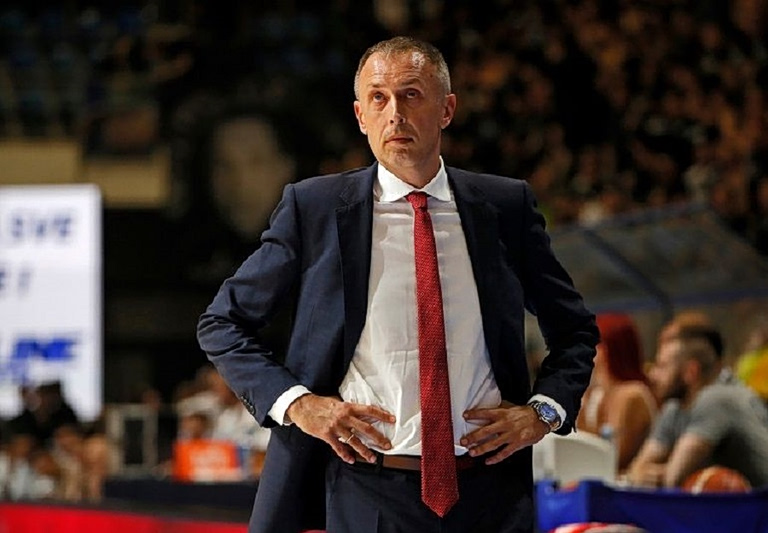 Τι είπε ο Μίλαν Τόμιτς για τον Ερυθρό Αστέρα, τις μεταγραφές και τον Μίλερ-ΜακΙντάιρ