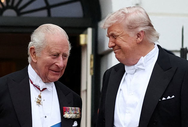 Επίσκεψη Καρόλου στις ΗΠΑ: Οι καμουφλαρισμένες απαντήσεις του Βρετανού μονάρχη στον Τραμπ