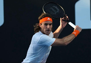 Ο μοναχικός δρόμος του Τσιτσιπά: Όταν το τένις γίνεται εσωτερική μάχη