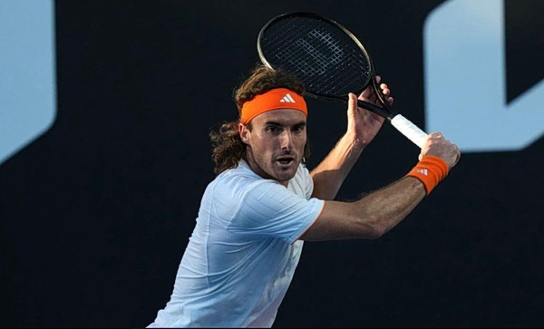 Ο μοναχικός δρόμος του Τσιτσιπά: Όταν το τένις γίνεται εσωτερική μάχη